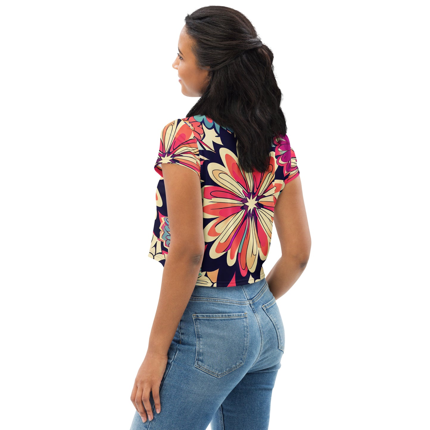 DMV 1525 Floral All-Over Print Crop Tee