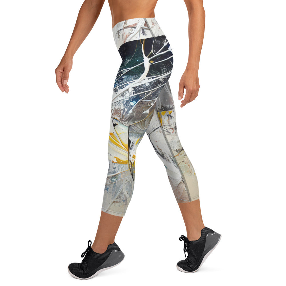 DMV 0240 Avant Garde Yoga Capri Leggings